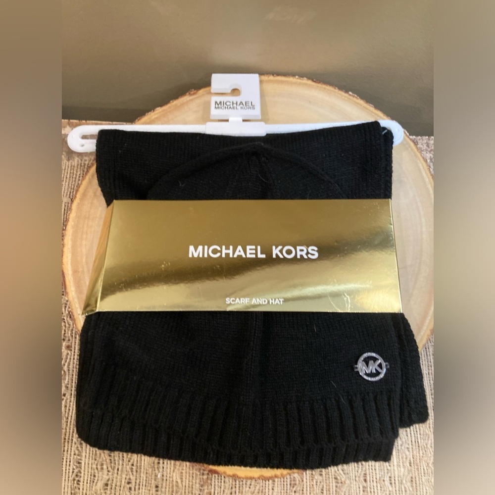 $98 MICHAEL KORS WOMEN CLASSIC RIB SCARF HAT BELLY BAND SET BLACK COLOR NEW